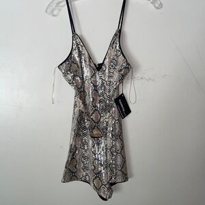 New with tags belted sequin